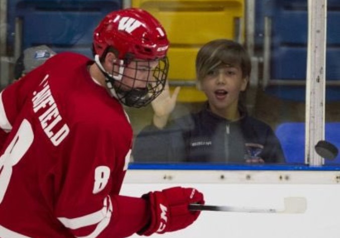 Non, le Canadien n'échangera pas Cole Caufield contre Kyle Palmieri