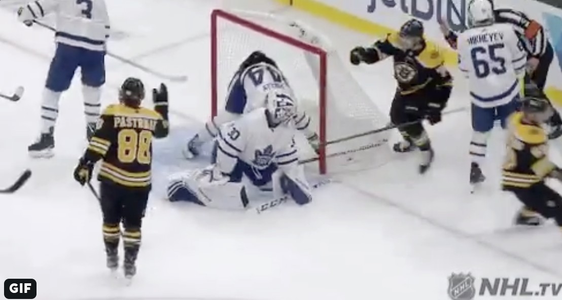 Top-5 : David Pastrnak s'est moqué des Leafs (avec raison)