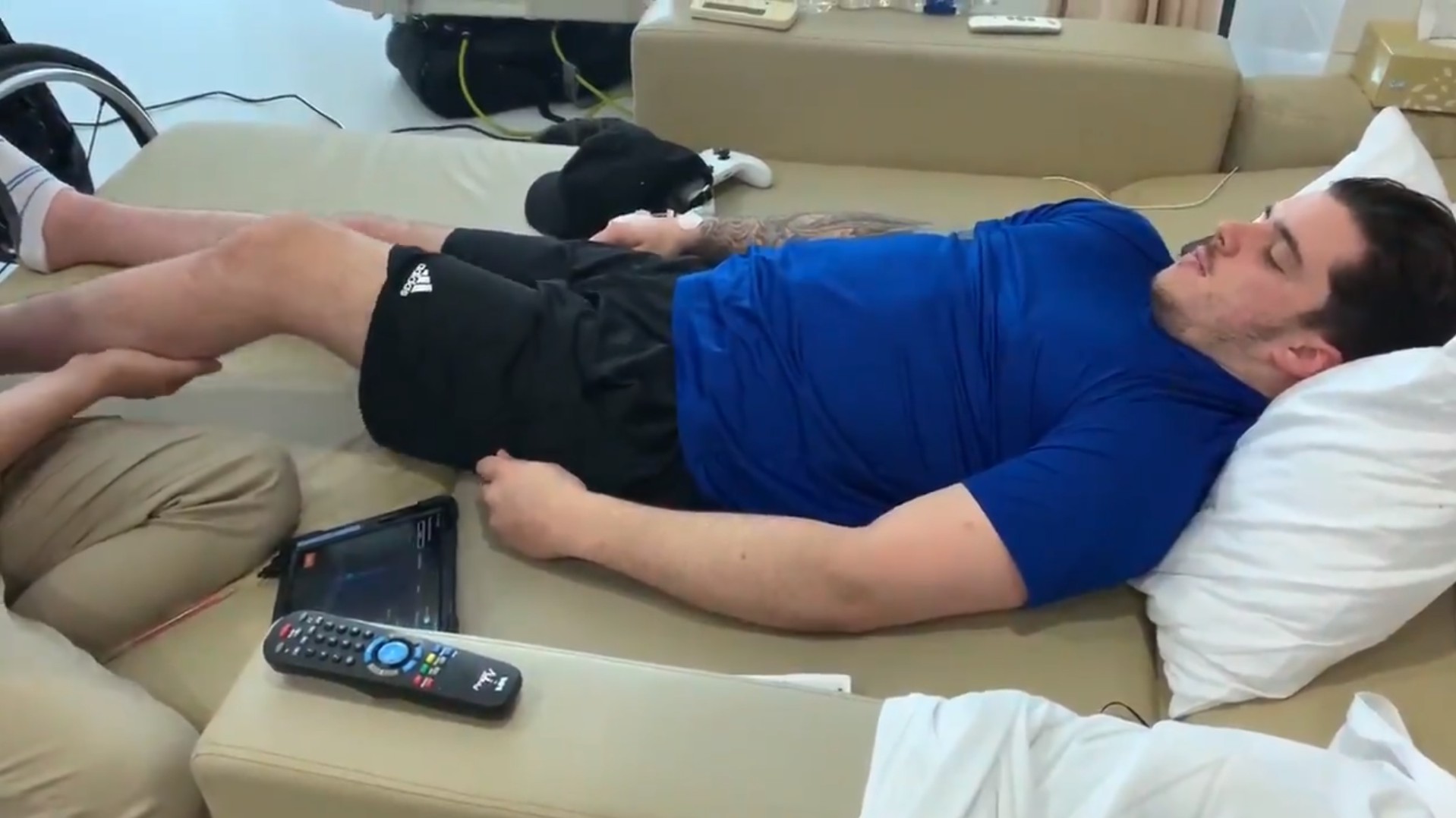 Un joueur des Broncos d'Humboldt bouge ses jambes pour la première fois depuis l'accident