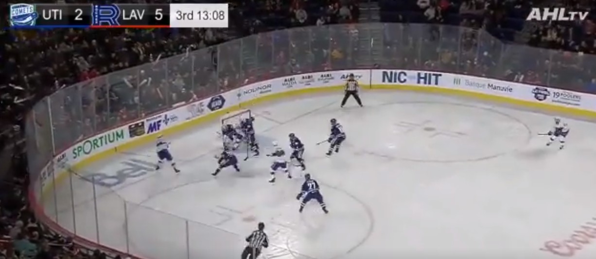 Un premier but en 12 parties pour Ryan Poehling