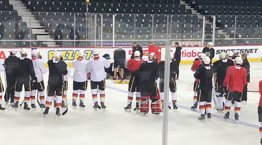 TJ Brodie s'est effondré et a commencé à convulser sur la patinoire