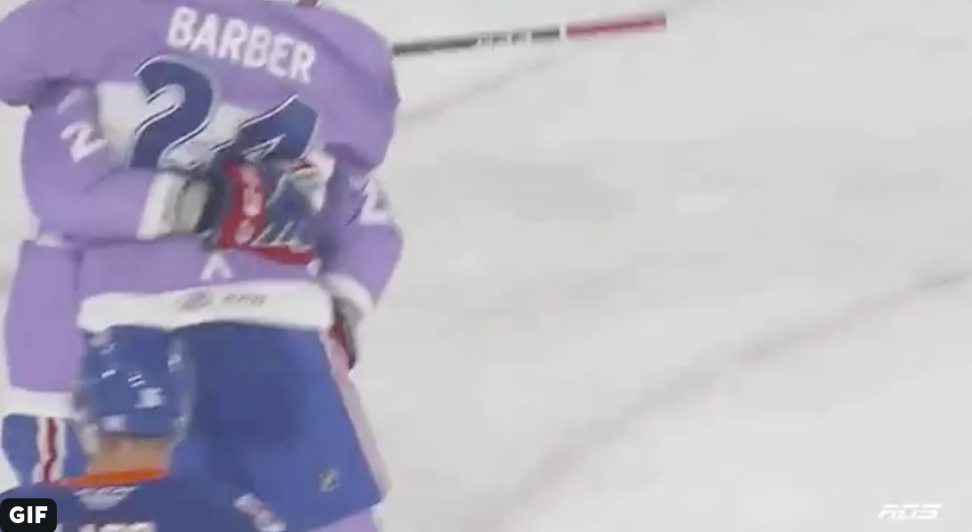 Jake Evans a rendu fier son entraîneur-chef