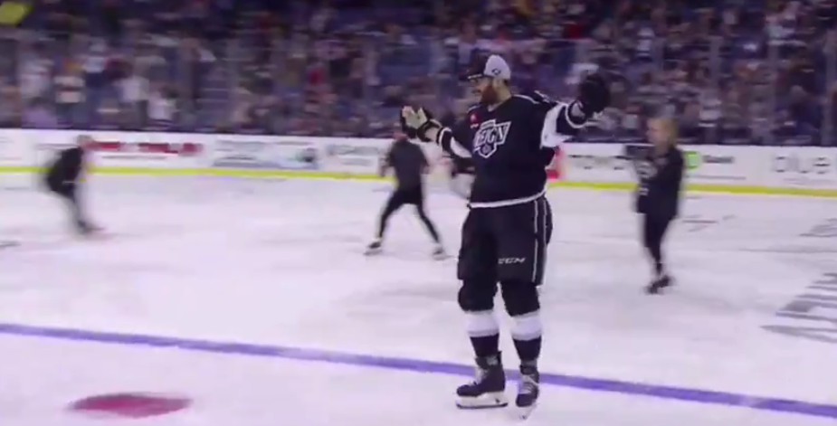 Un joueur de la LAH détrône Zdeno Chara à l'aide d'un tir d'une puissance jamais enregistrée