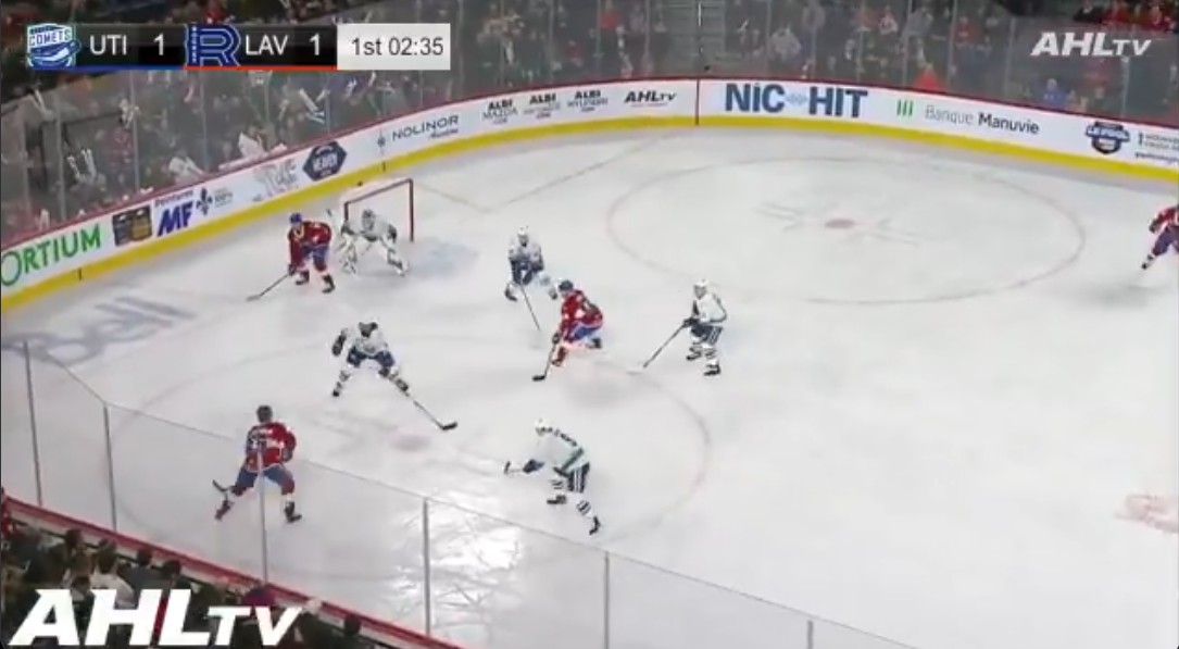 Trois points pour Jesperi Kotkaniemi à son deuxième match avec le Rocket
