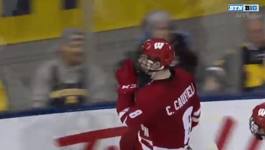 Cole Caufield et les Badgers perdent Alex Turcotte et K'Andre Miller