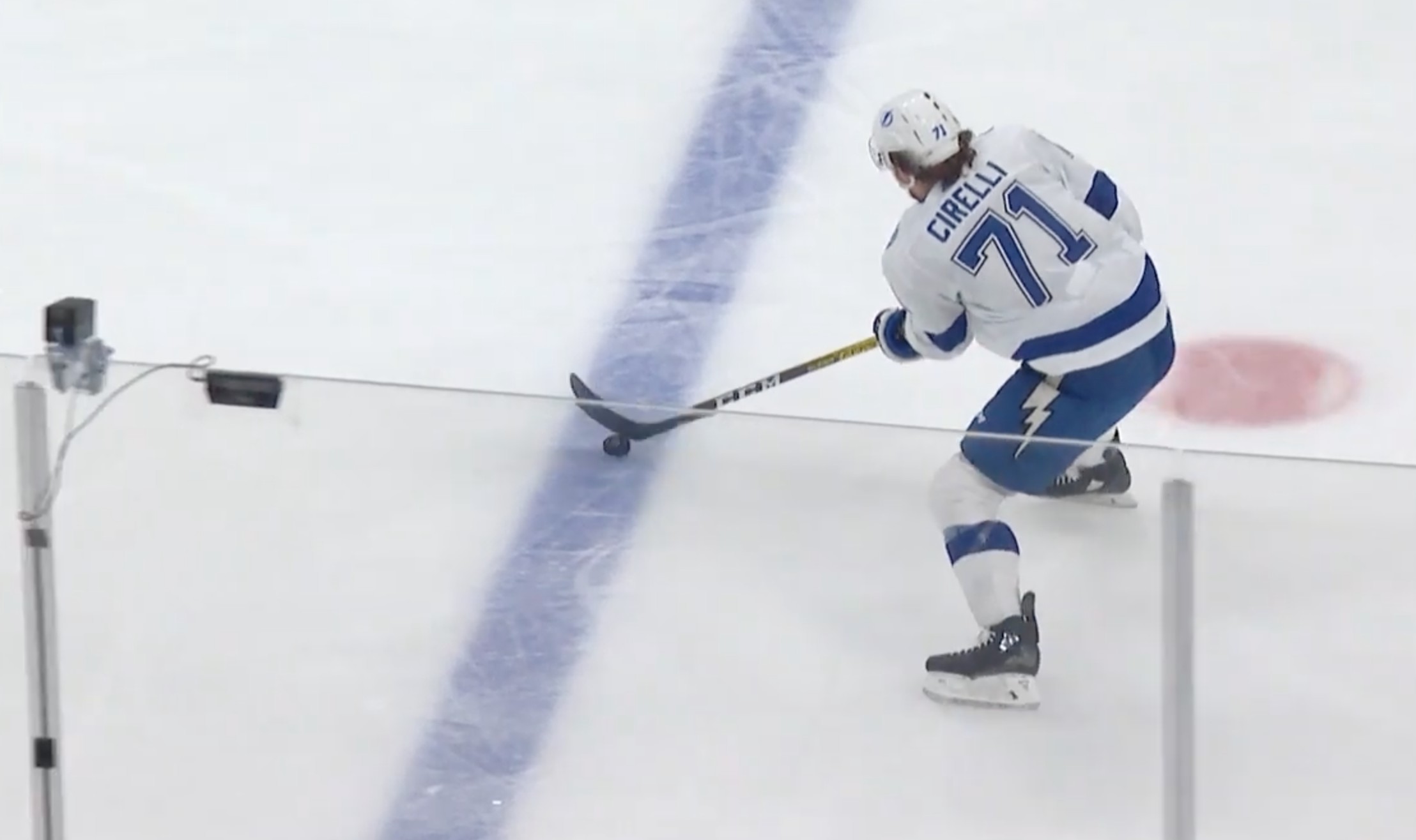 Top-5 : Le Lightning frappe fort avec un homme en moins