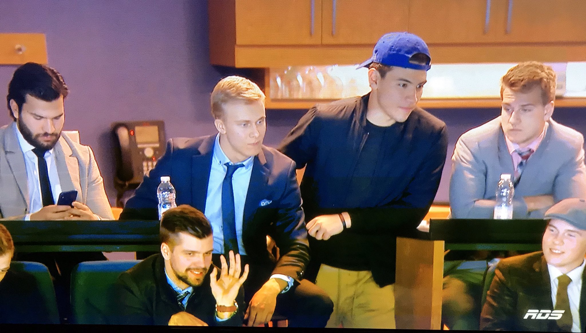 Nick Suzuki était présent au match du Rocket mercredi