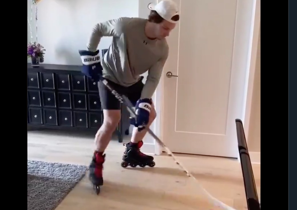 L'entraînement très particulier de Mikhail Sergachev