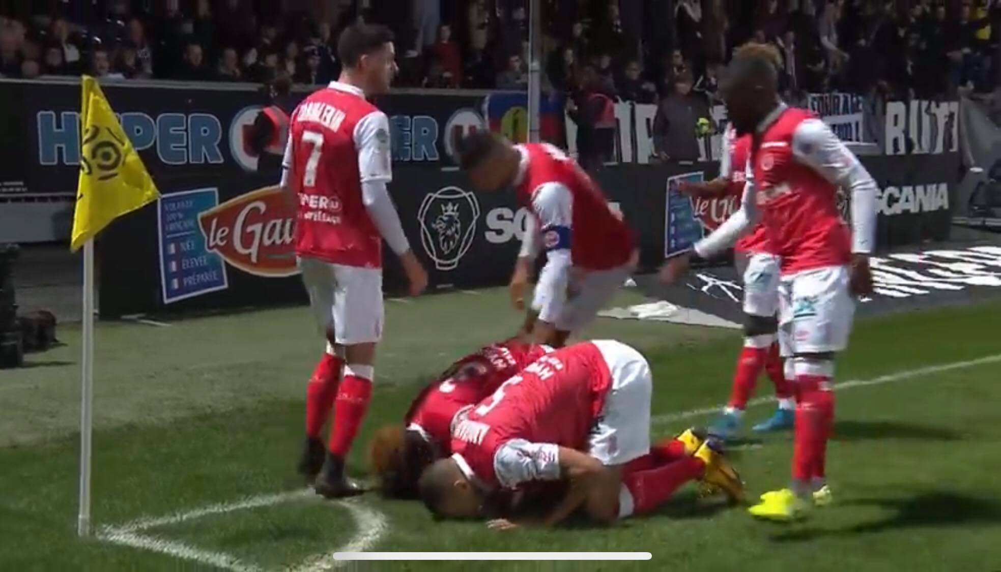 Le médecin du Stade de Reims s'est suicidé alors qu'il était atteint de la COVID-19