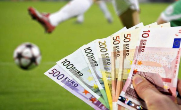 Un joueur prêtera 3 millions à une équipe renommée pour « la sauver »