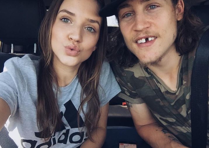 COVID-19 : Tyler Bertuzzi a ses propres masques avec son « bas de visage »