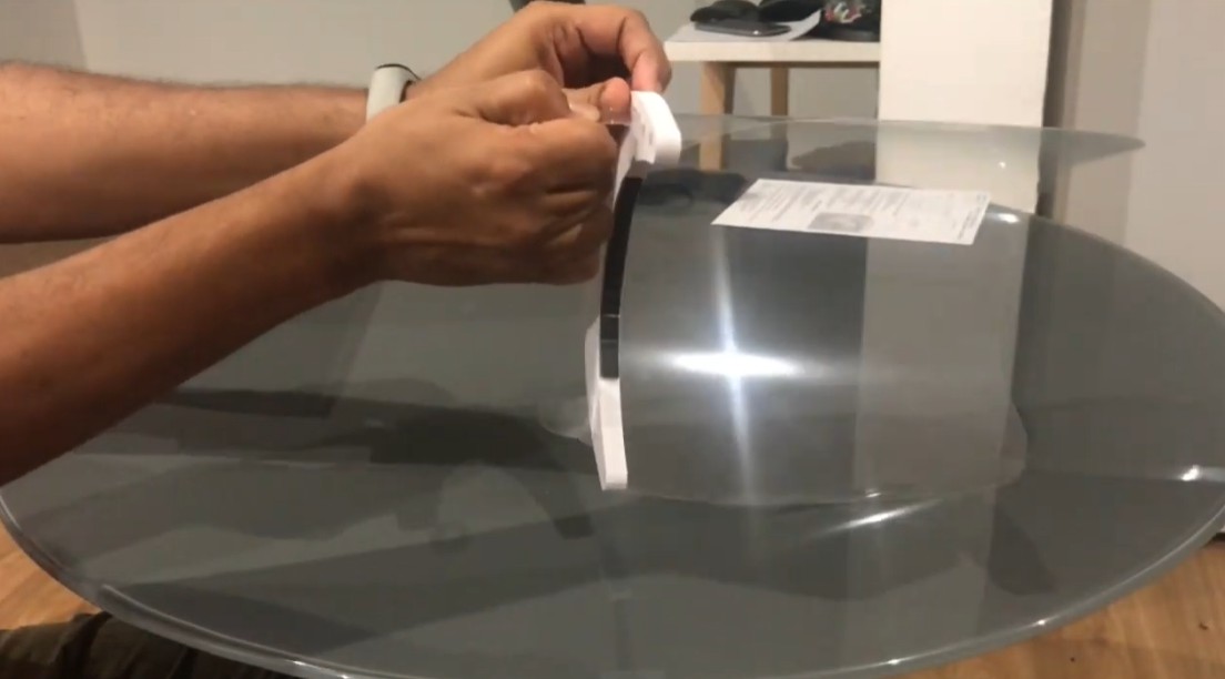 La visière complète ne sera pas obligatoire cet été