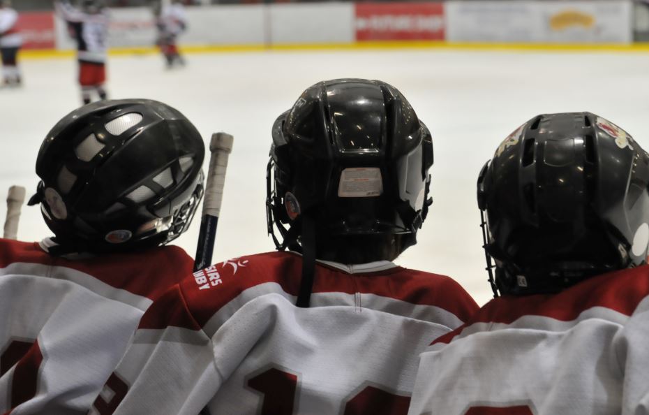 Le gouvernement Legault « déconfinera » le sport collectif à 13h00 aujourd'hui