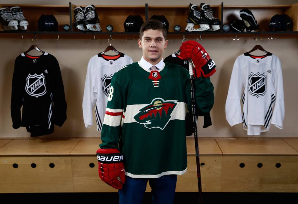 Un espoir russe du Wild signe un contrat dans la KHL malgré son contrat dans la LNH