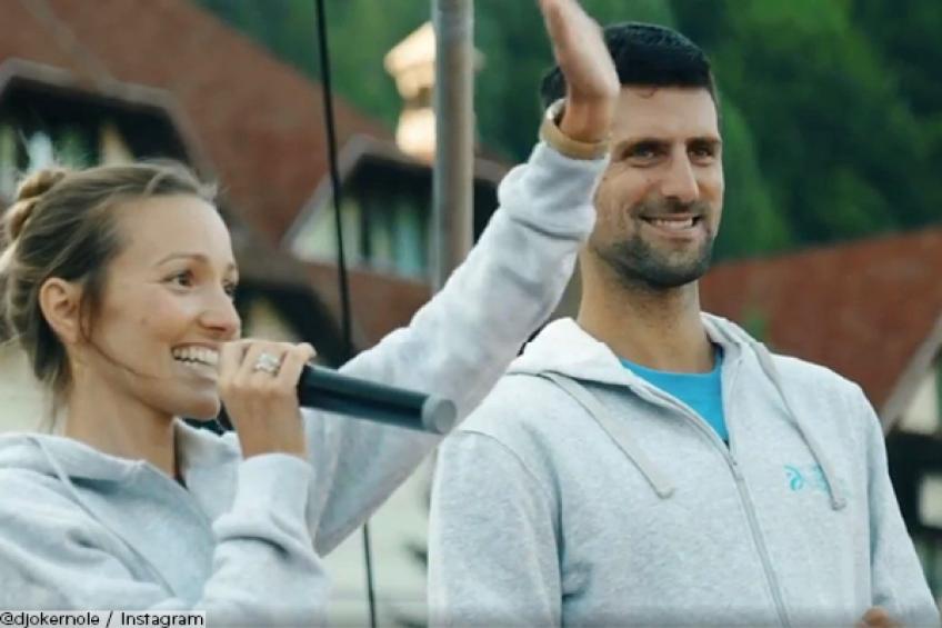 Novak Djokovic teste (déjà) négatif à la COVID-19