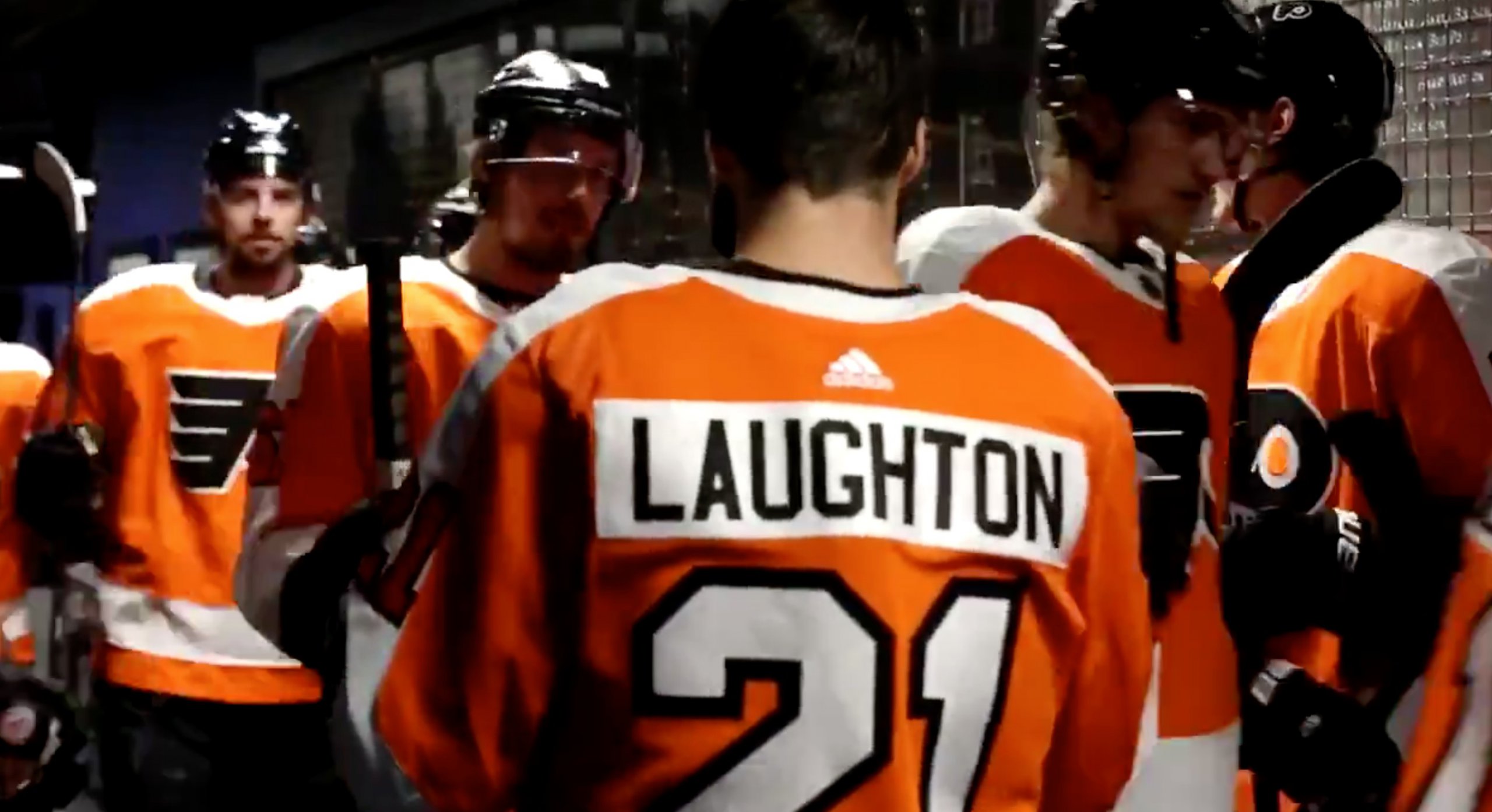 Les séries en bref : les Flyers blanchis, les Stars prennent le contrôle