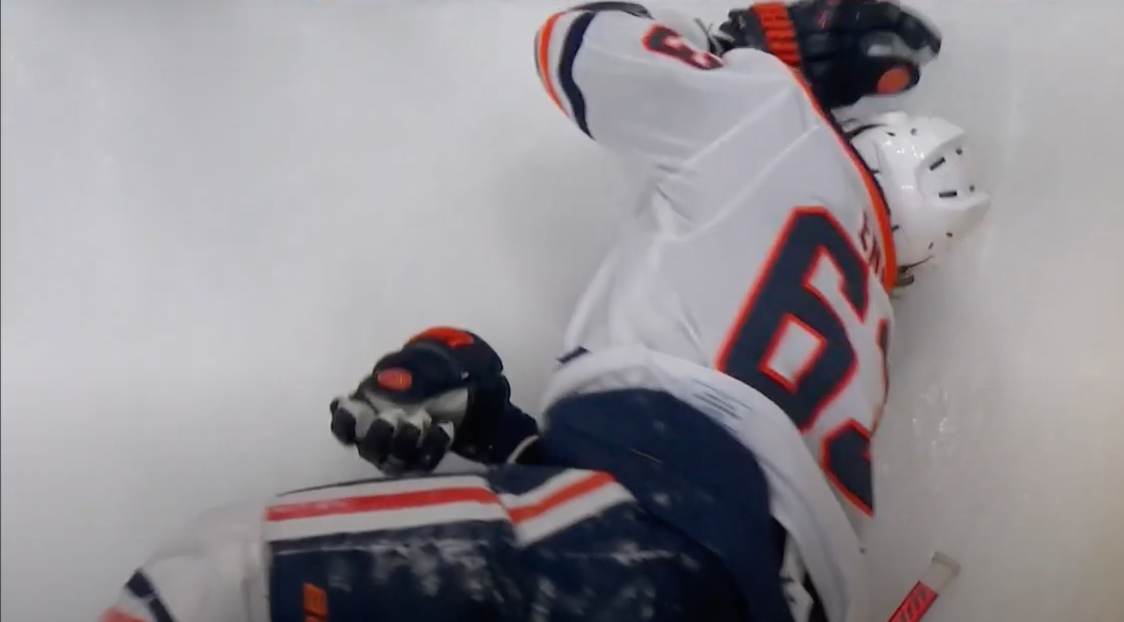 Les séries en bref : un train a frappé Ennis