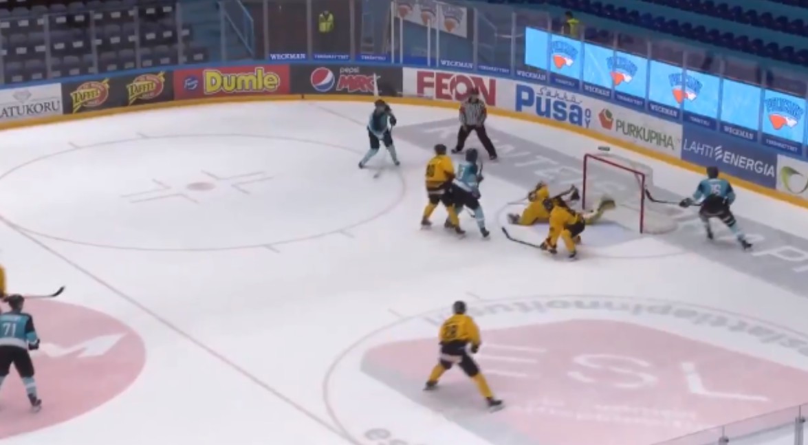 Jesse Ylonen a marqué deux buts à son premier match en Finlande