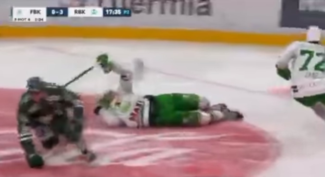 L'espoir des Wings Moritz Seider a frôlé la mort sur la glace