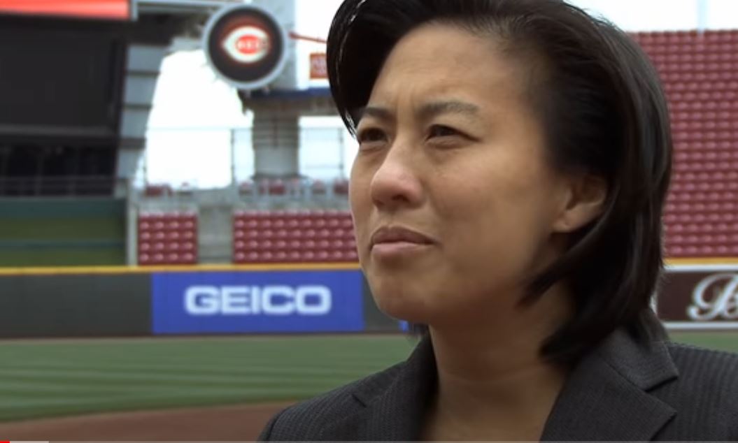 Catherine Raîche espère que Kim Ng sera traitée de la même façon que ses homologues