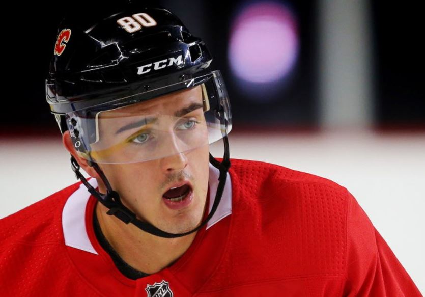 Un premier joueur de la LNH quitte son équipe (suisse) pour le camp des