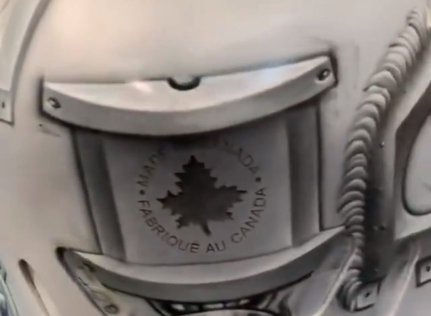 Carey Price a un nouveau masque