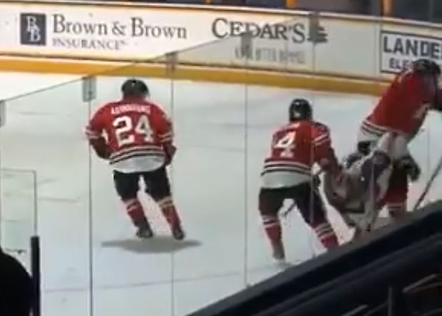 Jayden Struble a distribué une (très) sévère mise en échec hier