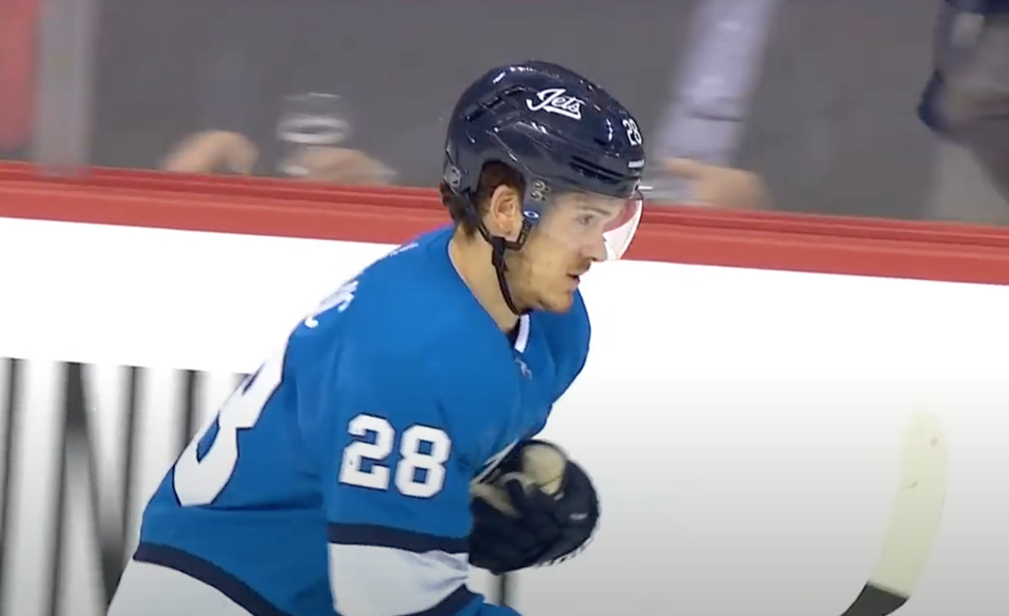 Des rumeurs lient Jack Roslovic aux Penguins