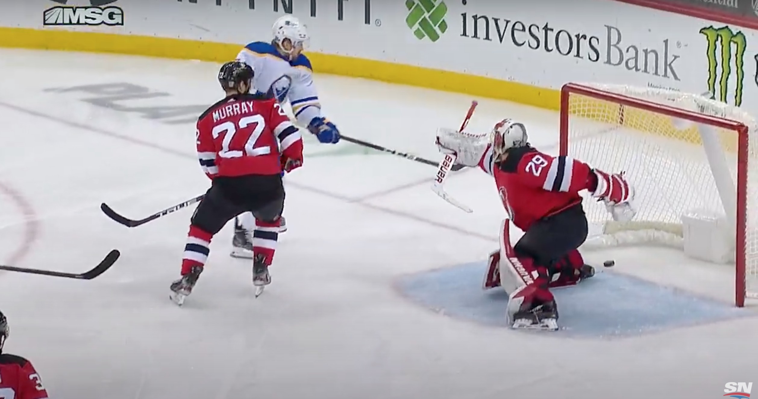 Top-5 : Asplund s'inspire d'un autre sport pour marquer