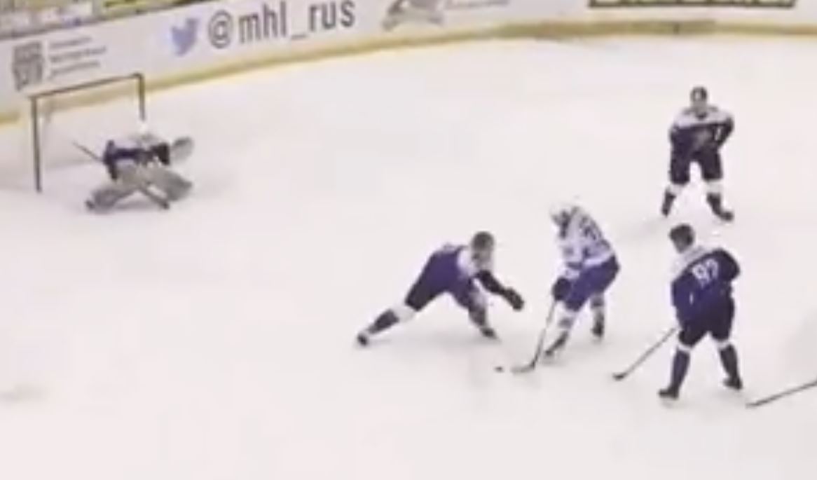 L'espoir du CH Alexander Gordin inscrit un but de toute beauté en Russie