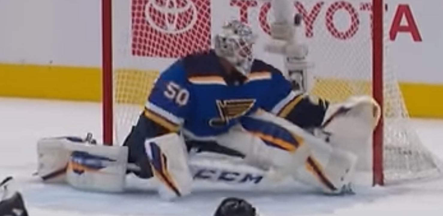 Blues : Doug Armstrong assure qu'il veut garder Jordan Binnington