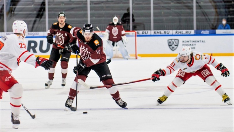 Congédié pour avoir volé le bâton d'Ilya Kovalchuk?
