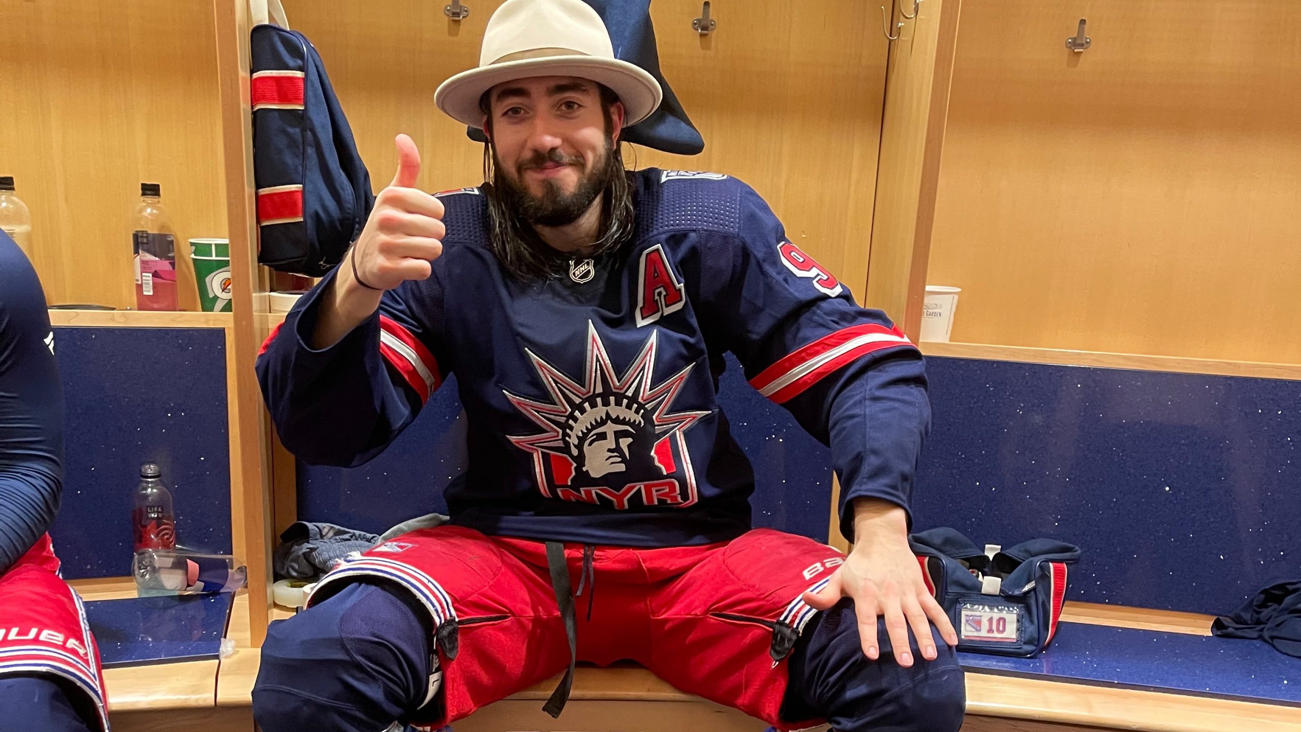 Top 3 : les Rangers gagnent 9-0&#8230; sans leur entraîneur