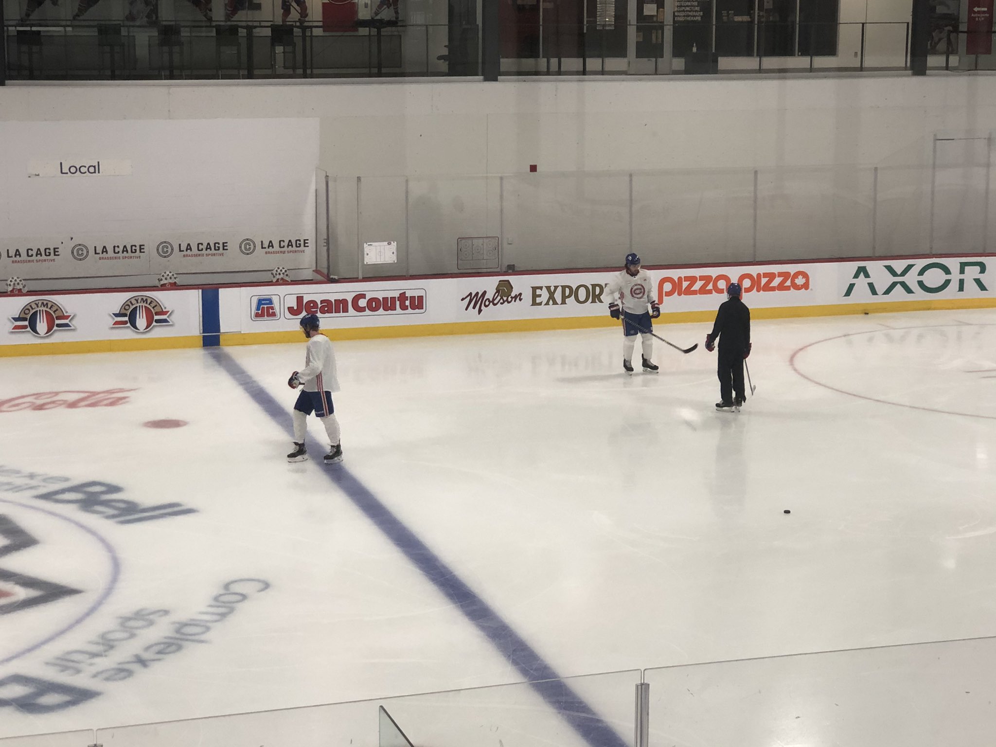 Joel Armia et Ben Chiarot ont patiné en solitaire ce matin