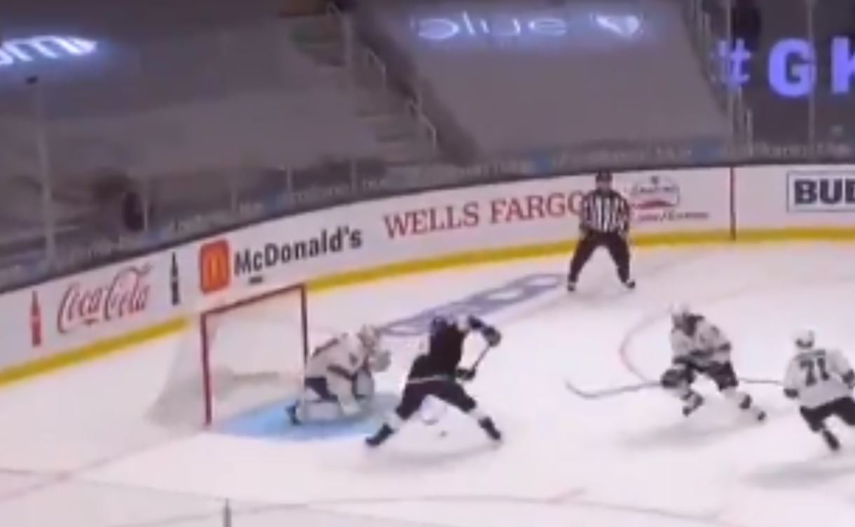 Top-3 : Martin Jones ne donne rien aux Kings