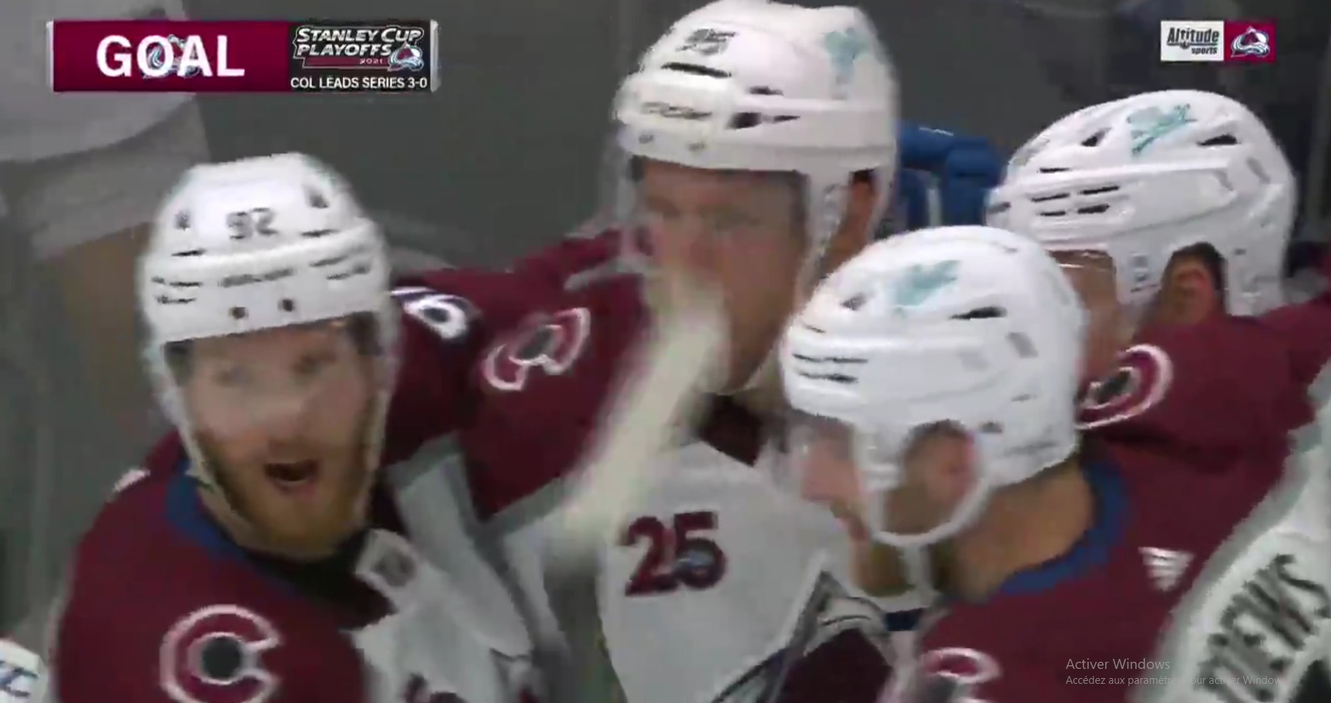 Les séries en bref : L'Avalanche et les Bruins avancent au deuxième tour