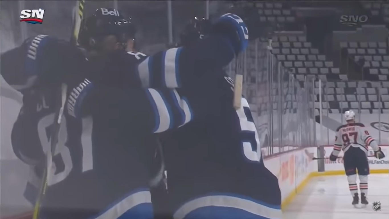 COVID-19 : les Jets songent à déménager (temporairement) à Saskatoon