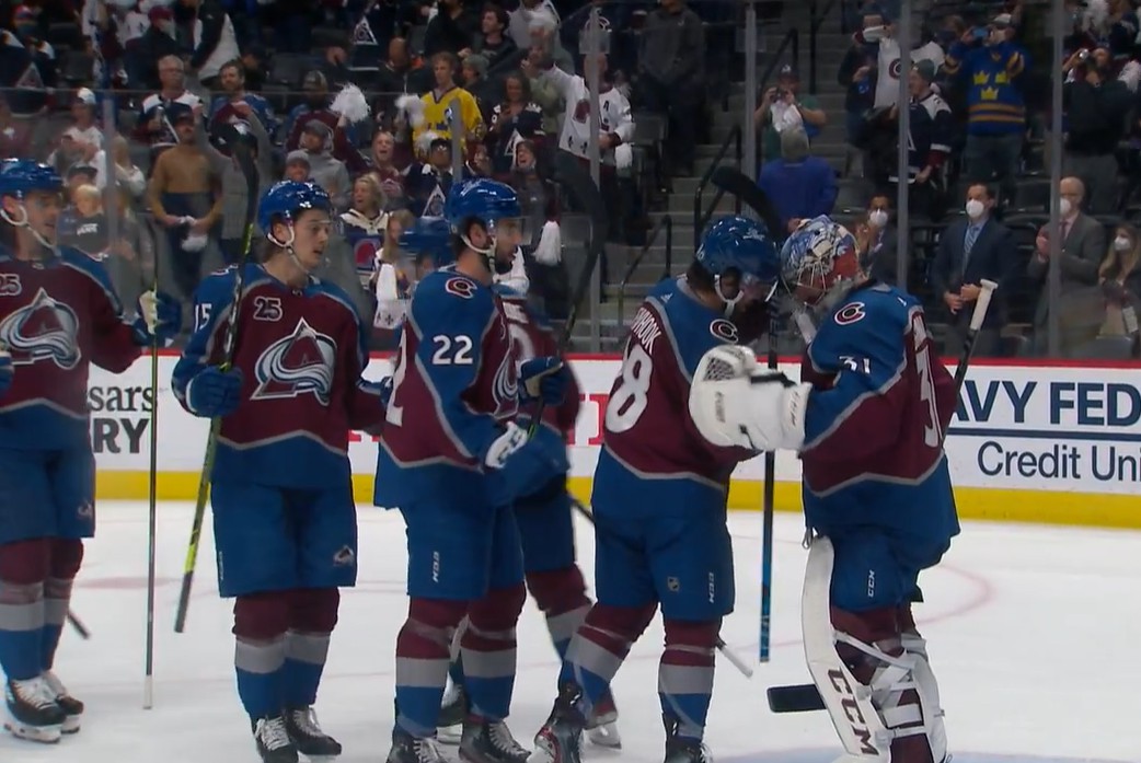 Les séries en bref : L'Avalanche ne fait qu'une bouchée des Knights