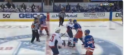 Top 5 : Les Rangers et les Capitals se sont livrés six combats en moins de cinq minutes pour débuter la rencontre