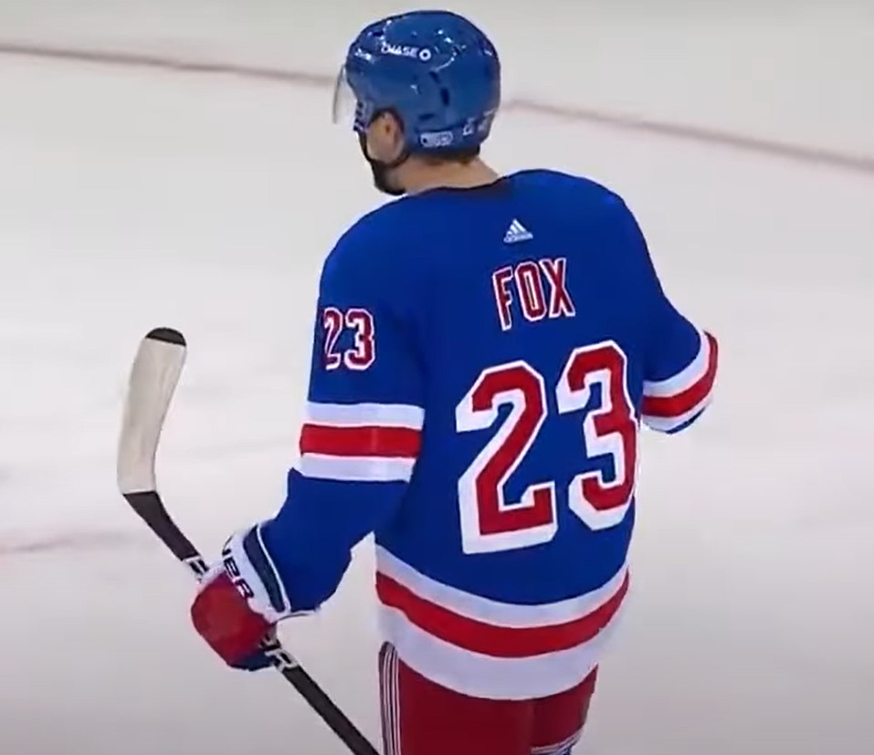 Adam Fox ne croit pas que les Rangers doivent faire les séries à tout prix cette année