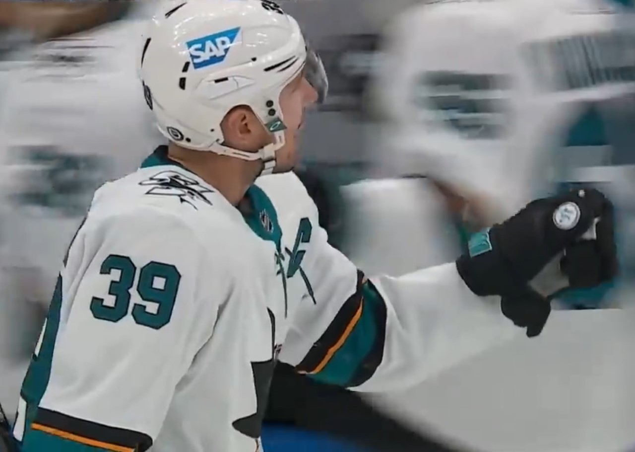 Top-4 : les Sharks de San Jose demeurent invaincus en l&#8217;emportant face aux Leafs