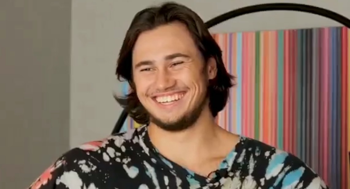 Alexander Romanov (et Noah Dobson) auraient signé leur contrat pour 2022-23