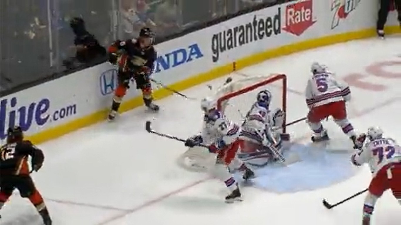 Les quatre matchs prévus au Canada samedi n'ont pas été disputés