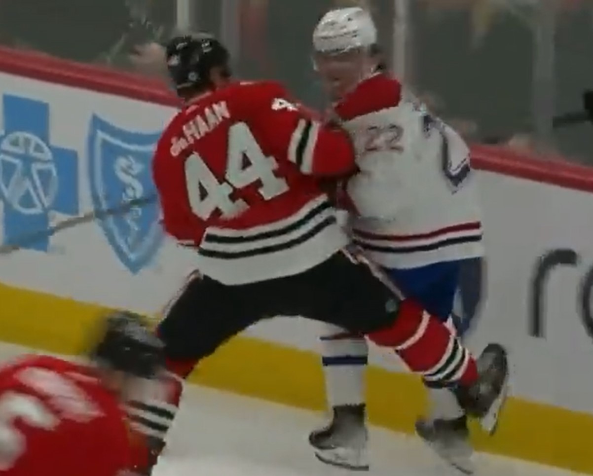 Jambette à l'endroit de Cole Caufield : Calvin de Haan mis à l'amende