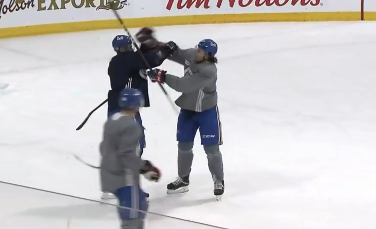 Alexander Romanov s'est battu avec Cédric Paquette à l'entraînement