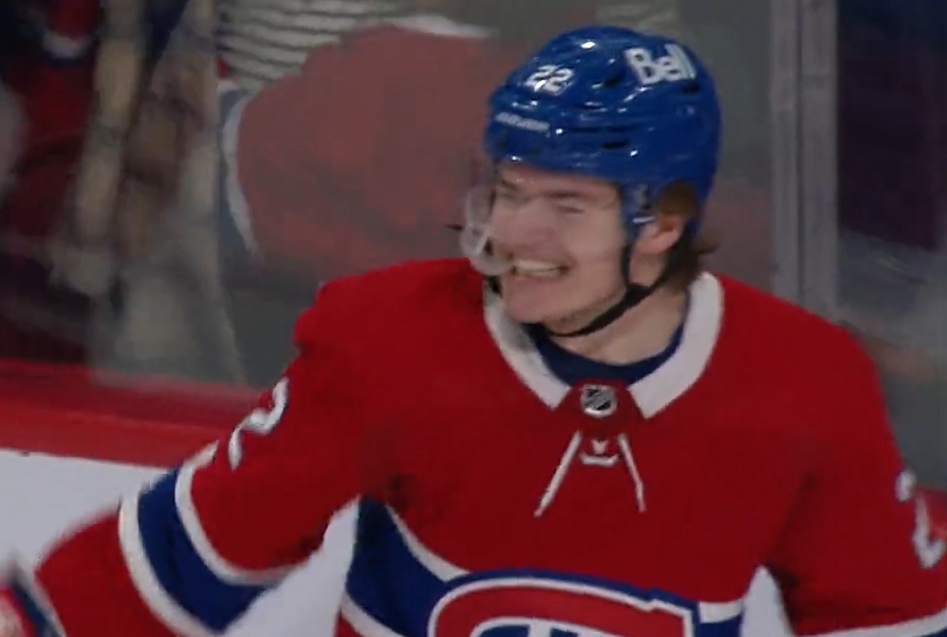 Cole Caufield inscrit deux buts en l'espace de huit secondes