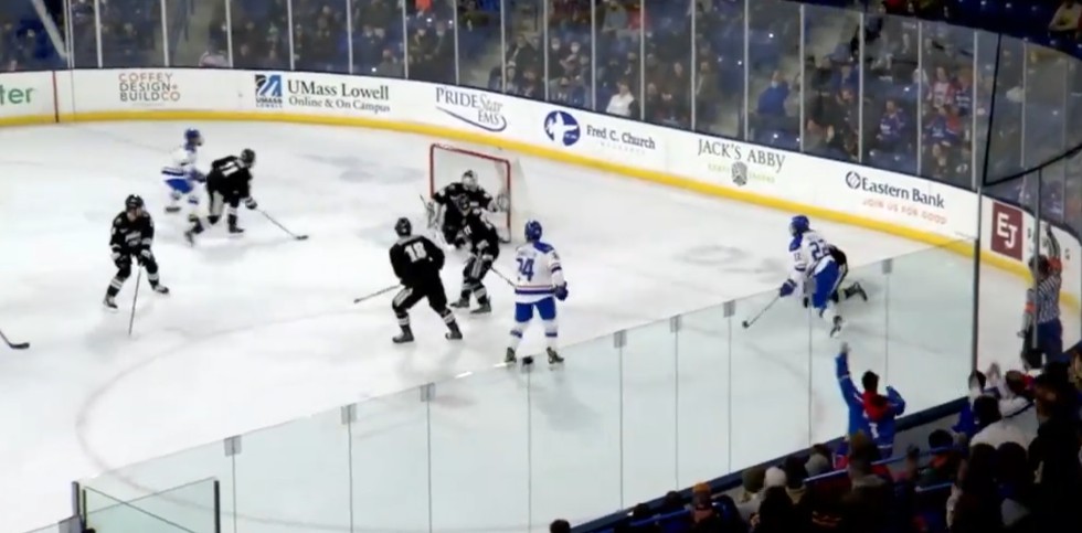 L'attaquant Lucas Condotta signe un contrat d'un an (2022-23) avec le Canadien