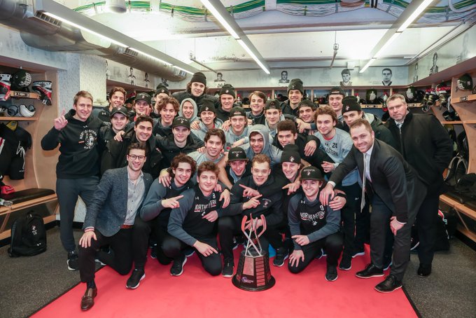 Les Huskies de Northeastern sacrés champions de Conférence Hockey East (NCAA)