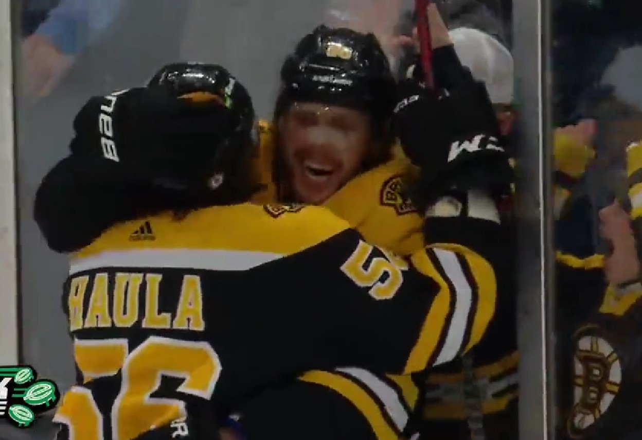 Top-3 : 12e tour du chapeau en carrière pour David Pastrnak