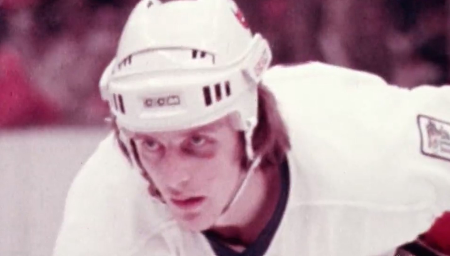 Mike Bossy a été une figure marquante dans le développement de Cole Caufield